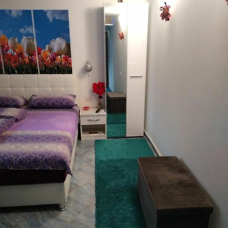 Apartment Voortex トレビニエ エクステリア 写真